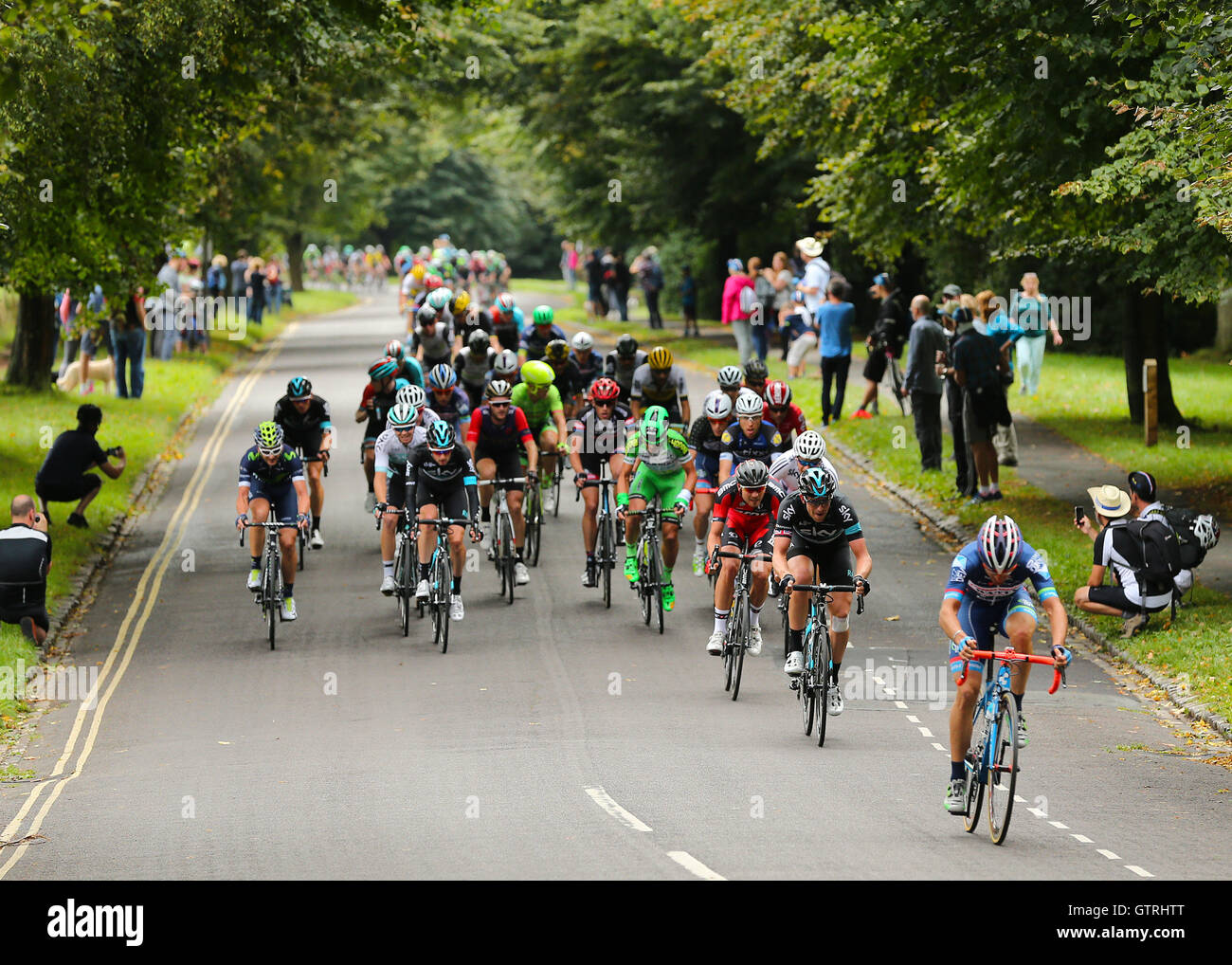 Bristol, Regno Unito. Decimo Sep, 2016. Tour della Gran Bretagna in bicicletta, stadio 7a, Bristol. Il Peloton durante la fase sette Credito: Azione Sport Plus/Alamy Live News Foto Stock