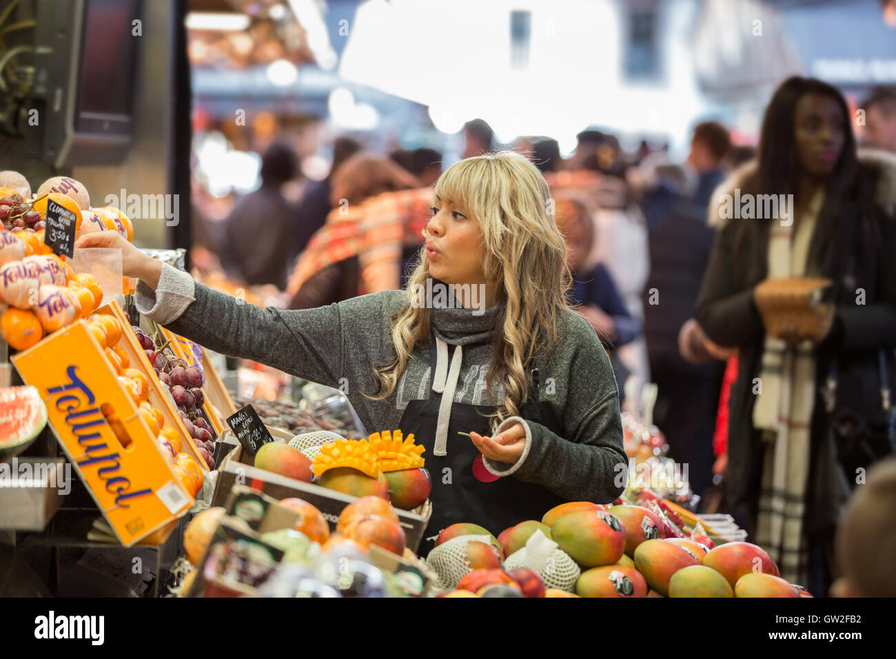 Il mercato della Boqueria a Barcellona, Spagna. Foto Stock
