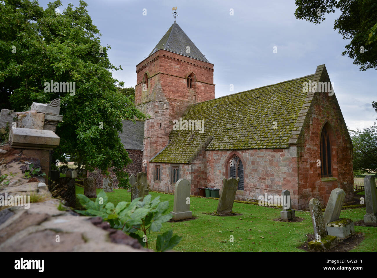 Con le sue origini risalenti al XII secolo, St Mary Chiesa Parrocchiale, Whitekirk, East Lothian Foto Stock