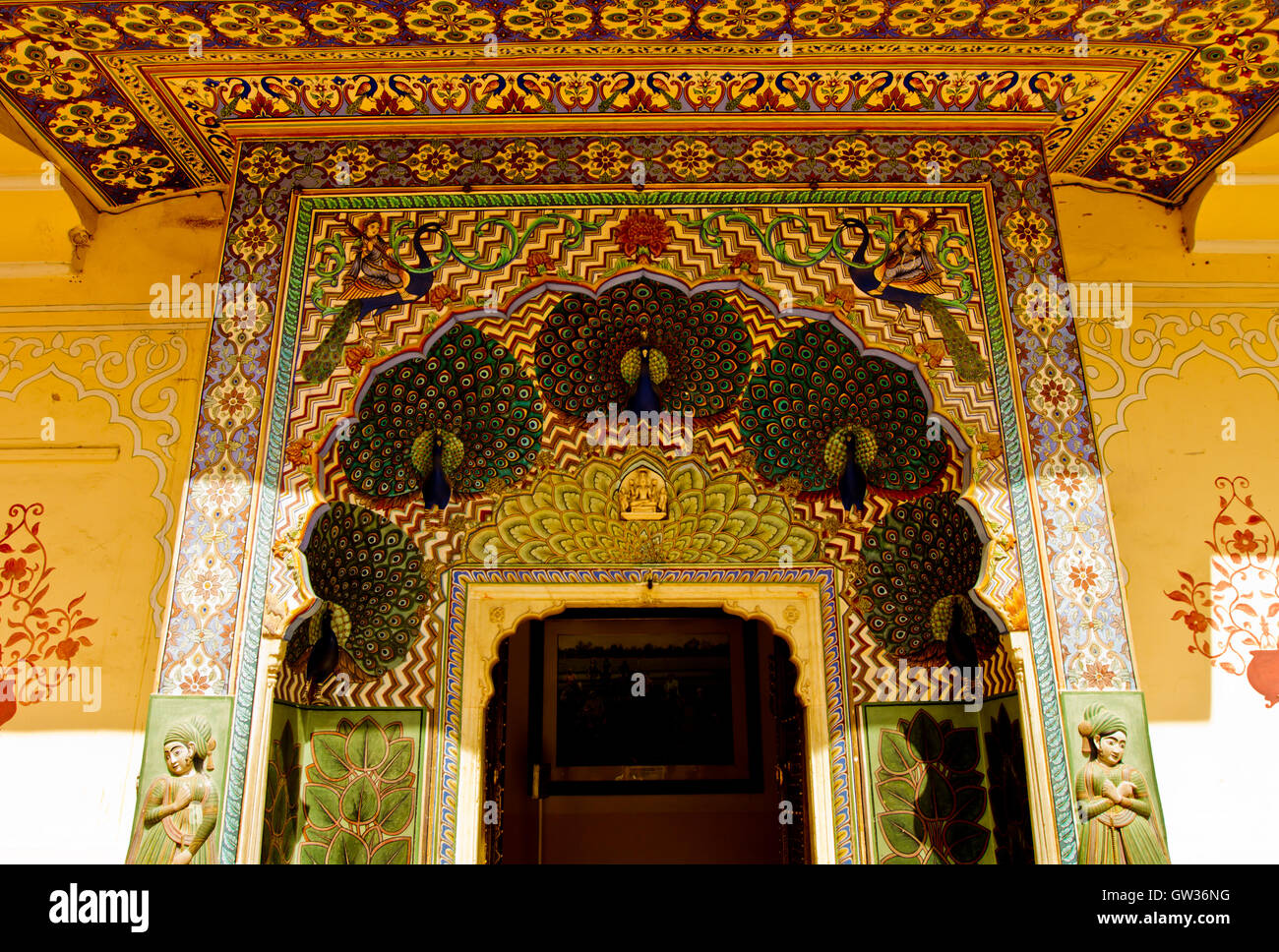 Il pavone porta a Jaipur palace Foto Stock