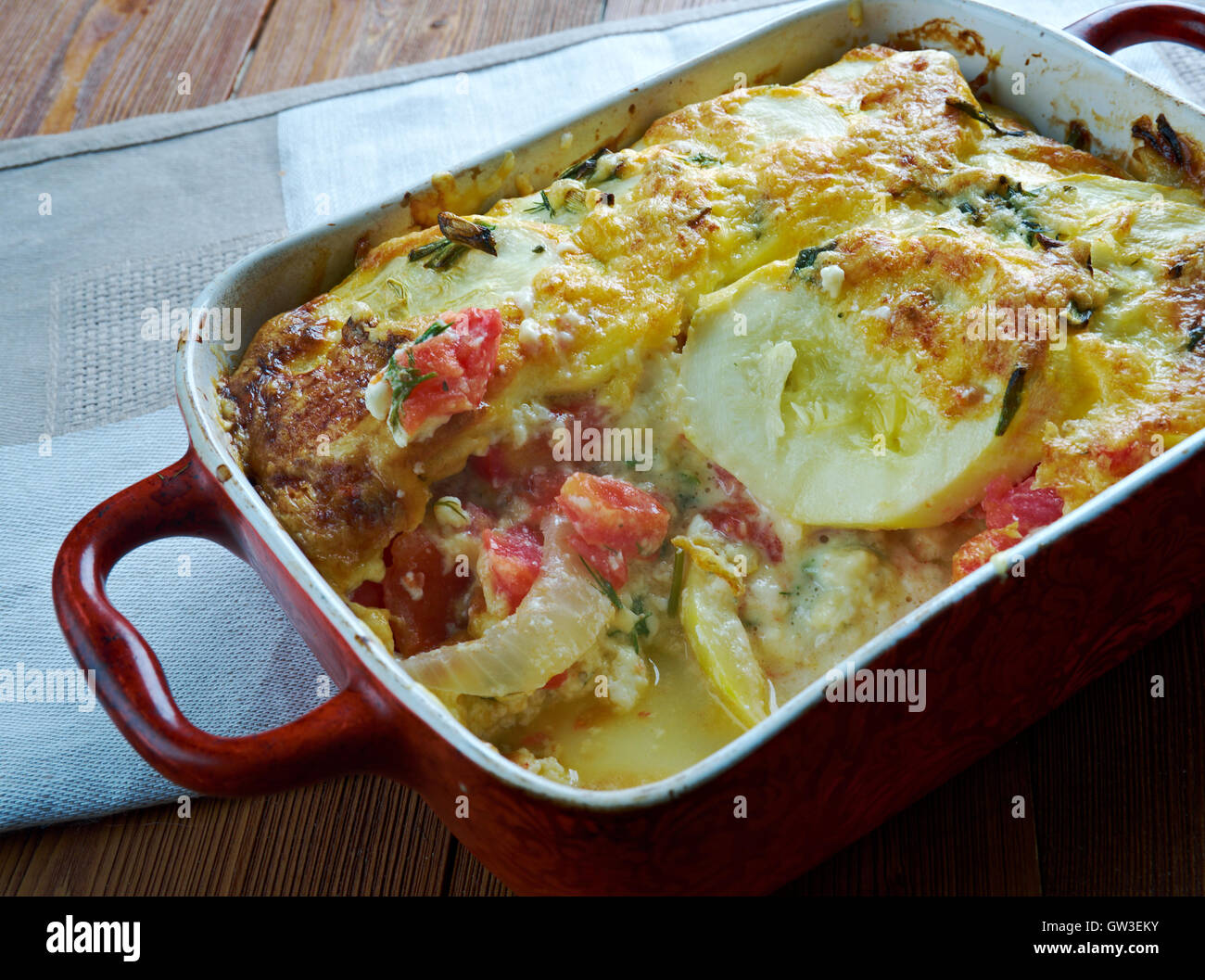 La Moussaka con zucchine.cucina greca Foto Stock