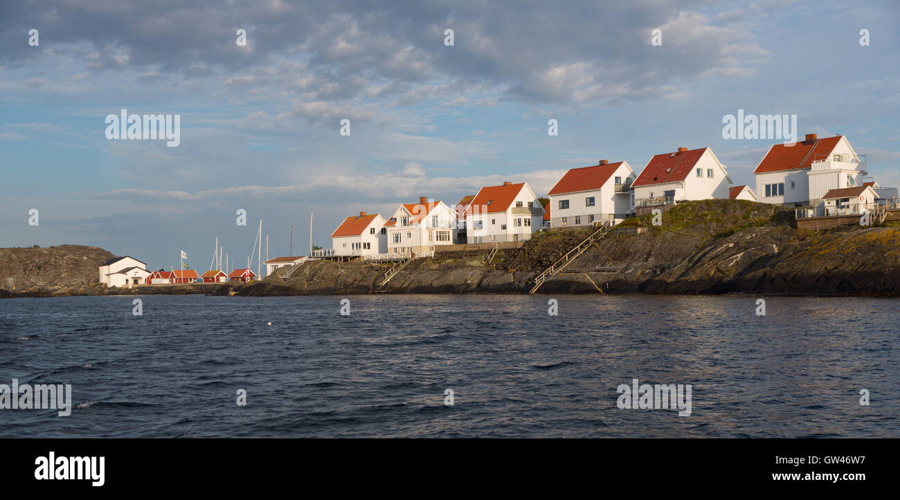 Åstol island prese dal mare Foto Stock