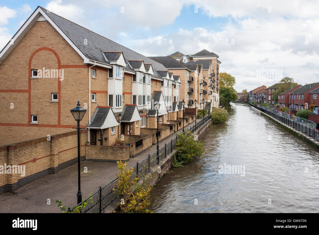 Riverside alloggiamento, Reading, Berkshire, Inghilterra, GB, UK. Foto Stock