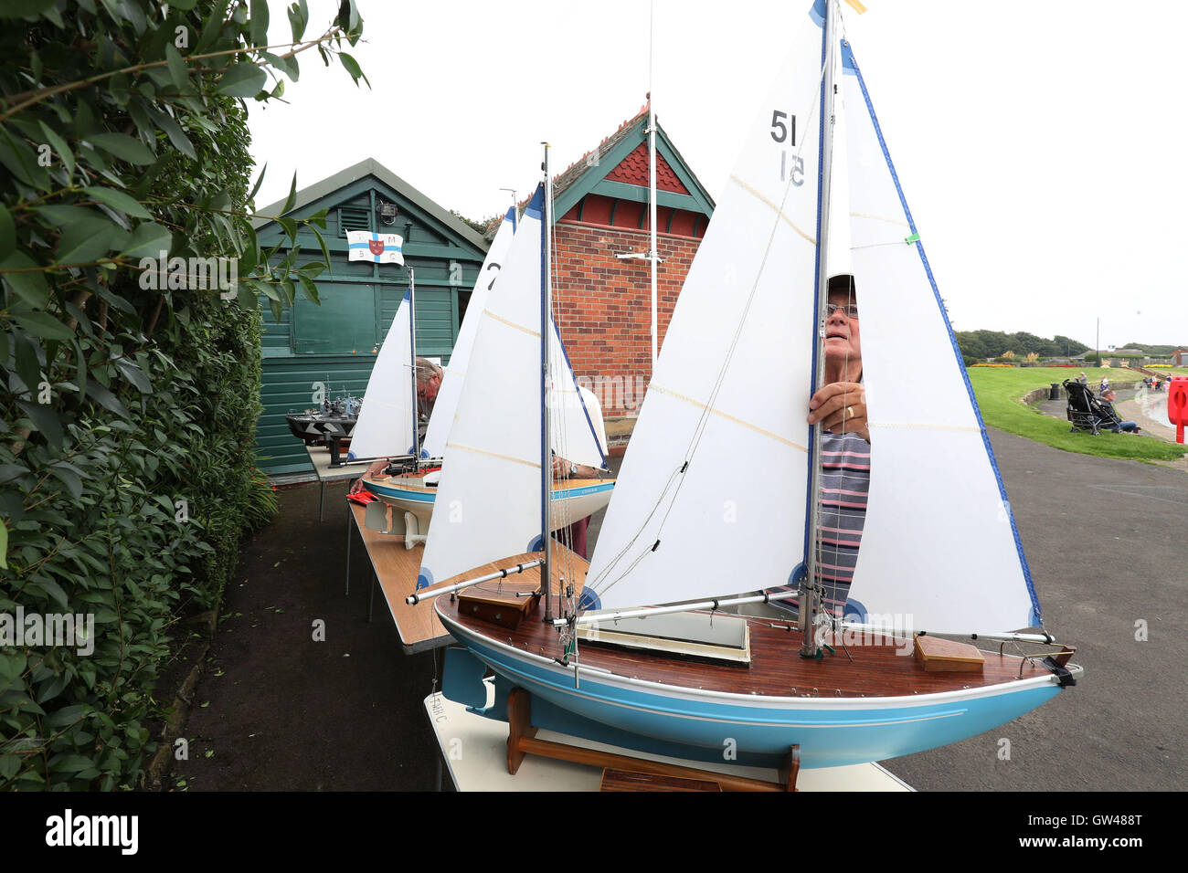 Barche di modello a modello di Tynemouth Boat Club nel Parco di Tynemouth, Tynemouth. Foto Stock