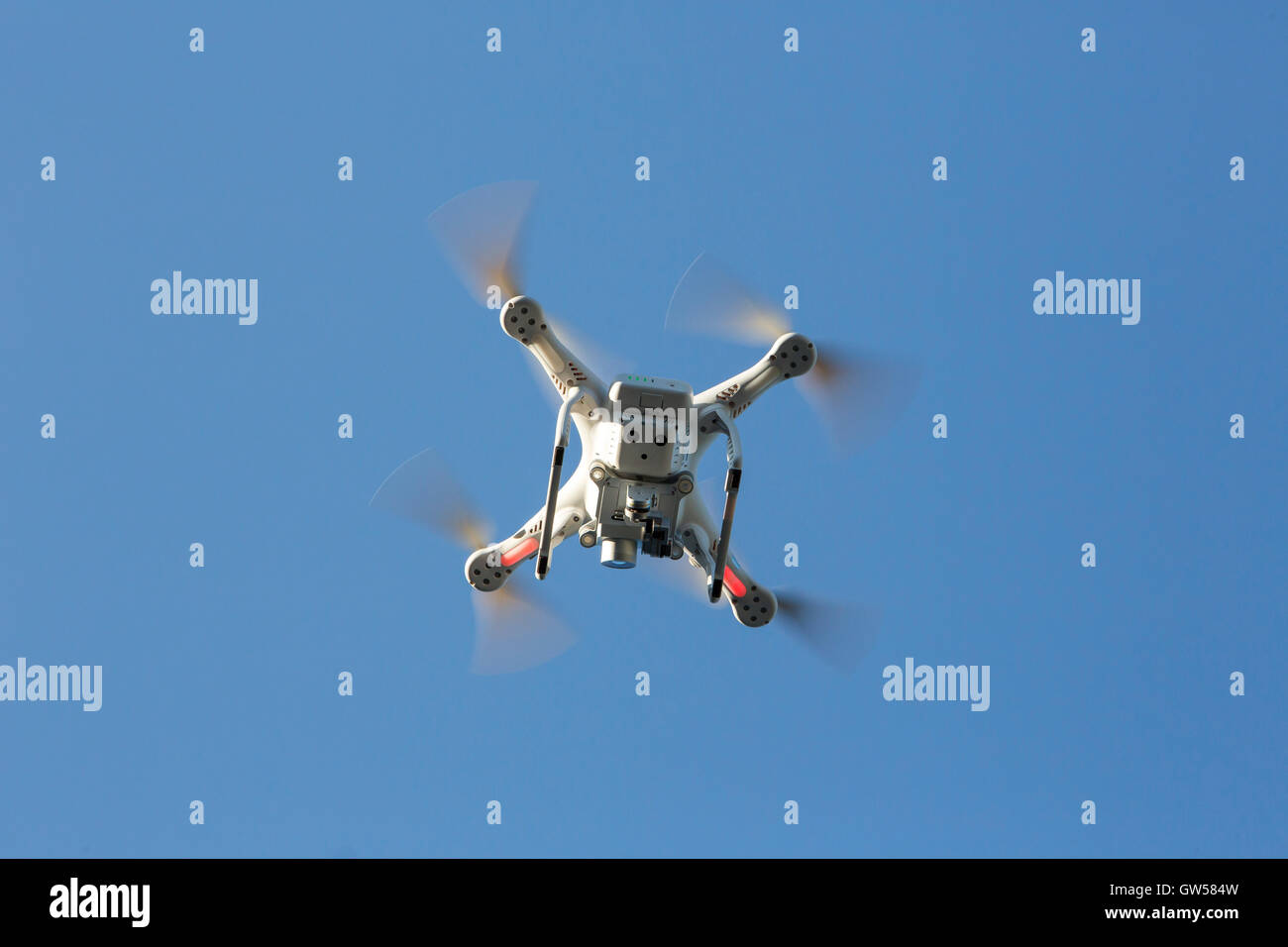 Multicopter, fuco, con telecamera, in volo, DJI Phantom modello 3, Foto Stock