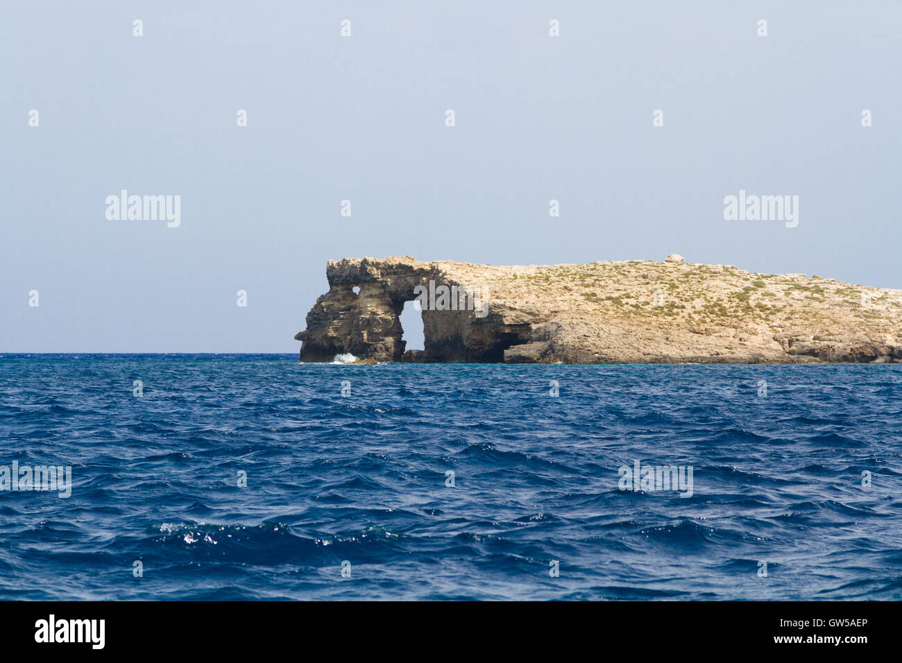 Laguna Cristallina sull isola di Comino e Malta, Mediterranea Foto Stock