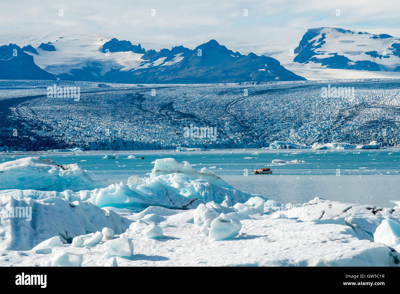 Il ghiacciaio Vatnajokull lungo la ring road nel sud dell'Islanda. Foto Stock