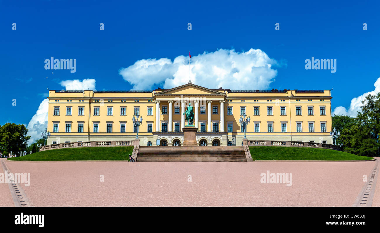 Il Palazzo Reale di Oslo, capitale della Norvegia Foto Stock