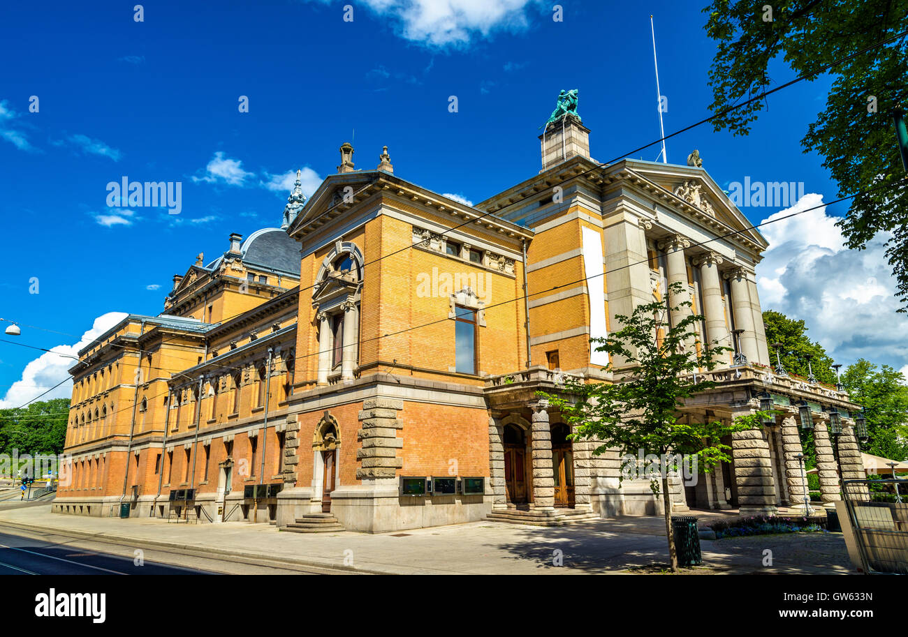 Vista del Teatro Nazionale di Oslo - Norvegia Foto Stock