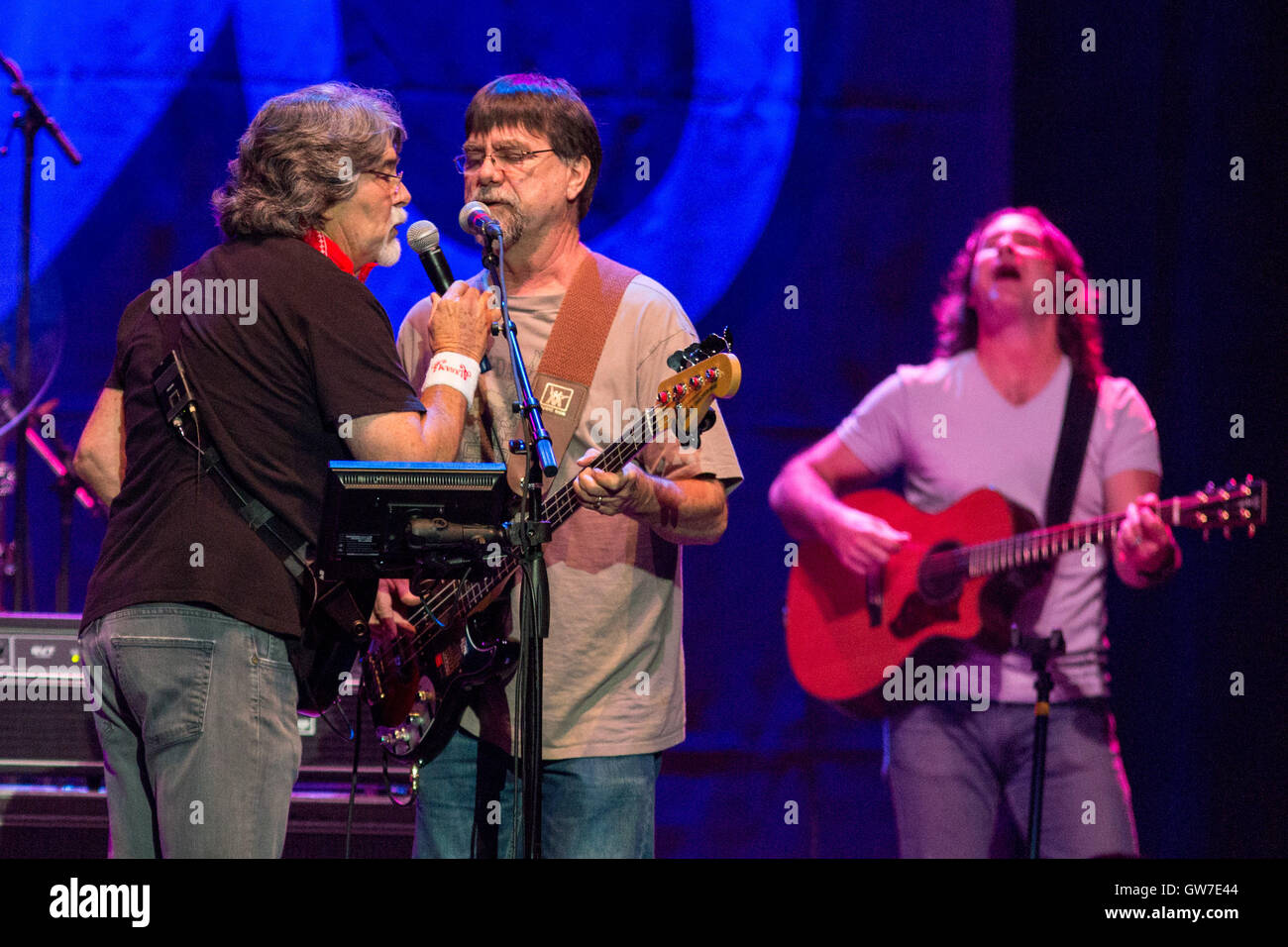 Green Bay, Wisconsin, Stati Uniti d'America. 31 Agosto, 2016. RANDY OWEN e TEDDY GENTRY di Alabama eseguire live al centro Resch in Green Bay, Wisconsin © Daniel DeSlover/ZUMA filo/Alamy Live News Foto Stock