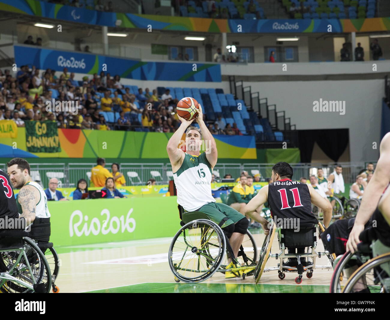 Rio de Janeiro, Brasile. 12 Settembre, 2016. Rio 2016 uomini il basket in carrozzella, pool match tra Australia e Giappone Credito: PhotoAbility/Alamy Live News Foto Stock