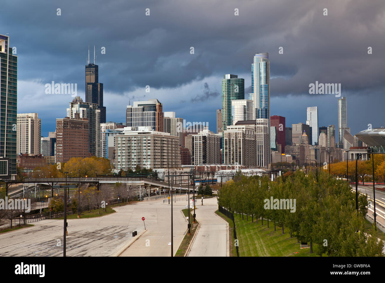 Città di Chicago. Immagine di Chicago Downtown con drammatica del cielo. Foto Stock