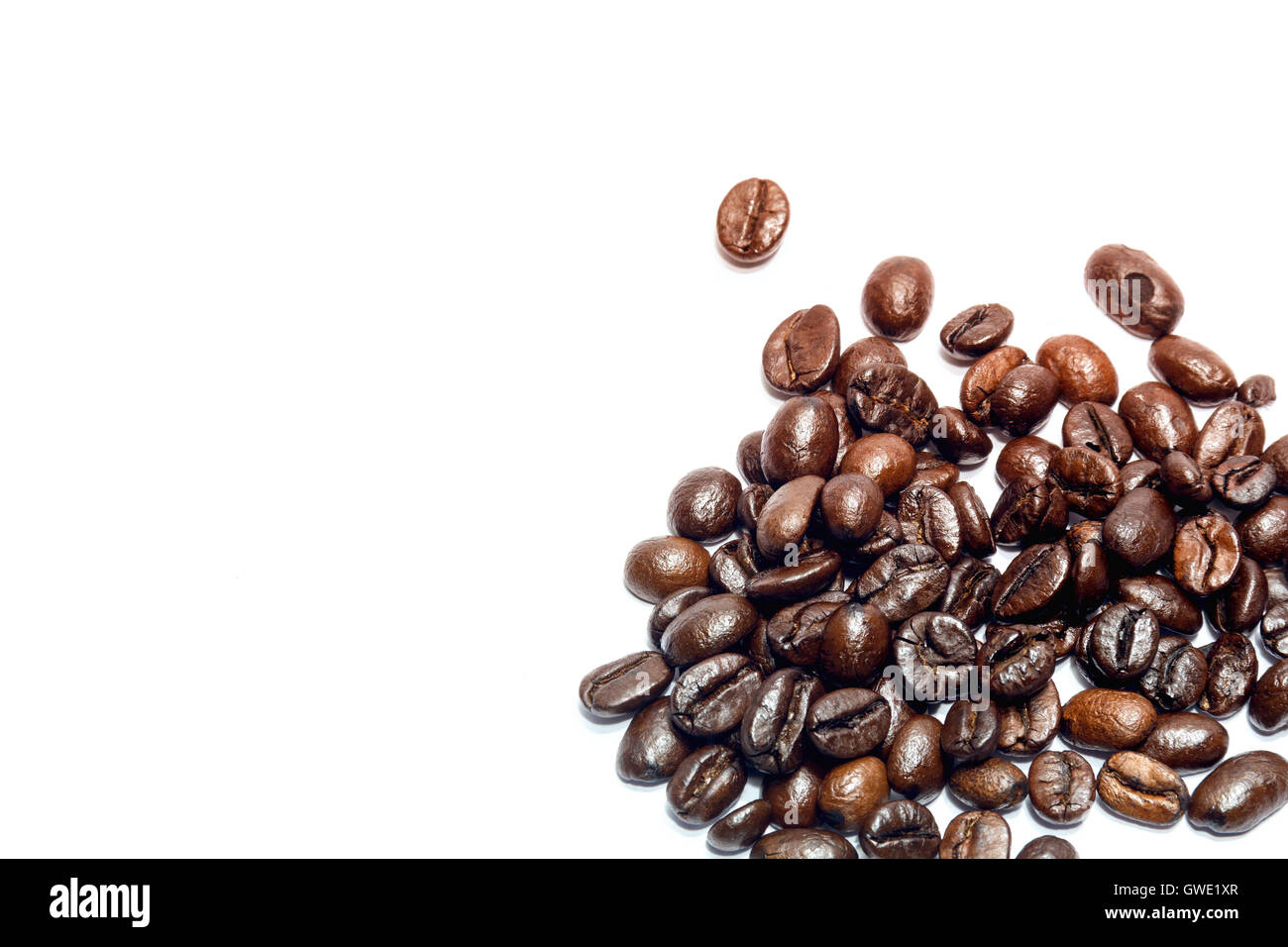Le bevande a base di caffè sono i più popolari semi isolato sullo sfondo bianco. Foto Stock