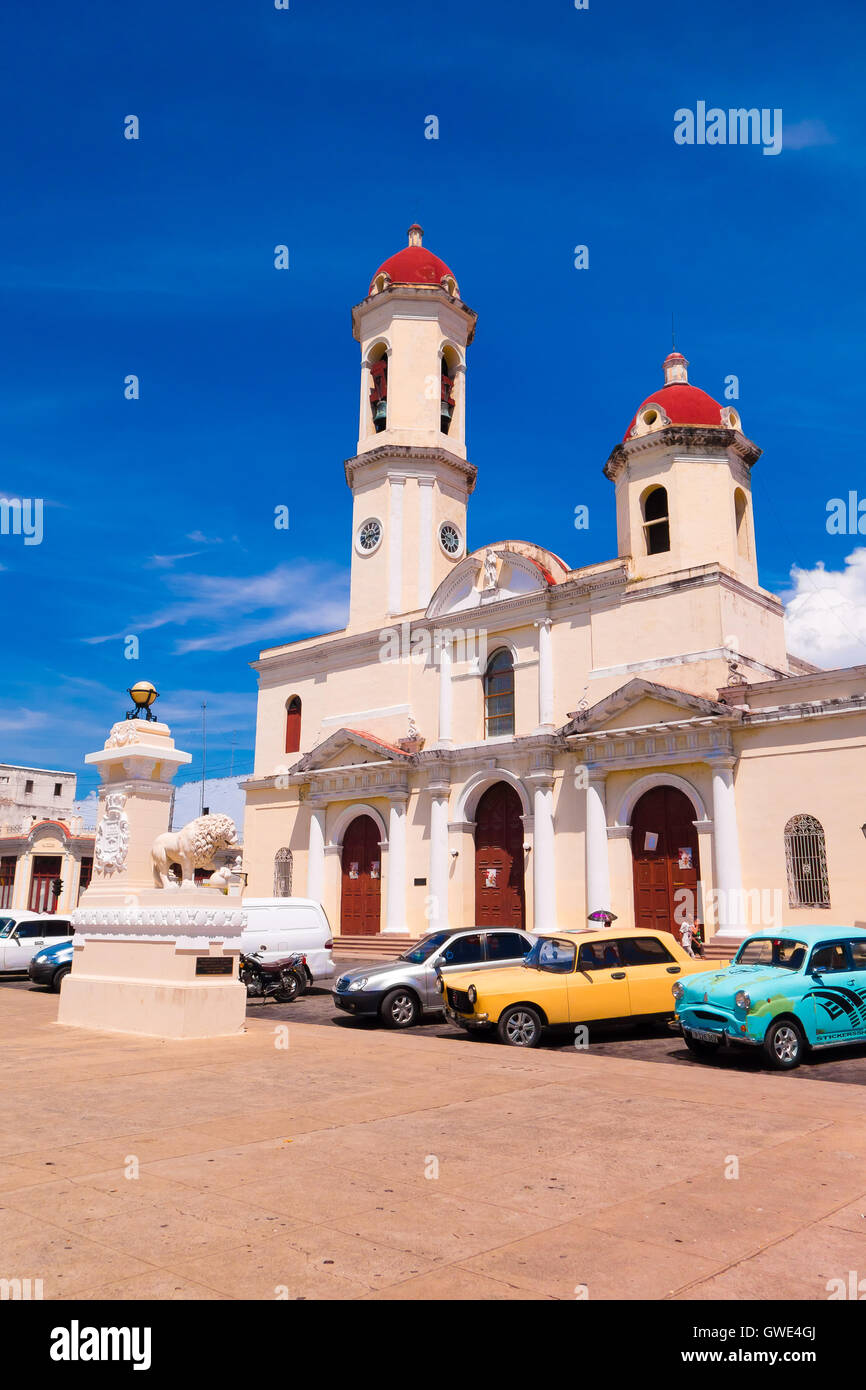 TRINIDAD, CUBA - Settembre 12, 2015: Cienfuegos è un affascinante lungomare città situata sulla baia dello stesso nome. Foto Stock