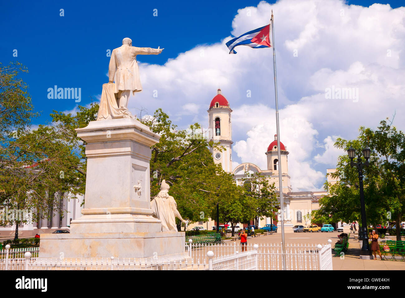 TRINIDAD, CUBA - Settembre 12, 2015: piazza principale, Cienfuegos è un affascinante lungomare città situata sulla baia. Foto Stock