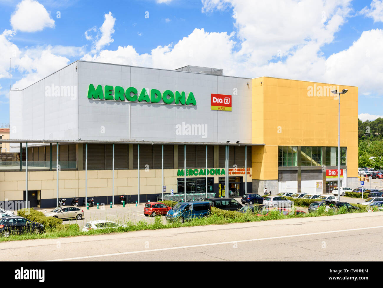 Mercadona e dia Maxi supermercato in Spagna Foto Stock
