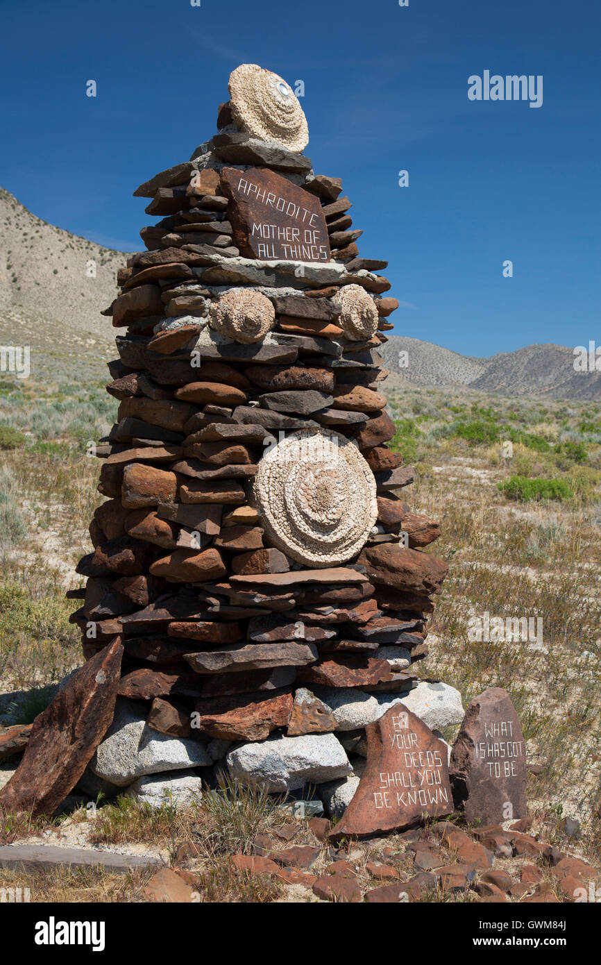 Afrodite madre di tutte le cose la scultura, Guru Road, Gerlach, Nevada Foto Stock