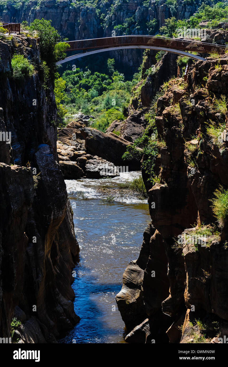 Bourke's Luck buche è il risultato di erosione e segna l inizio del Blyde River Canyon del Sud Africa. Foto Stock