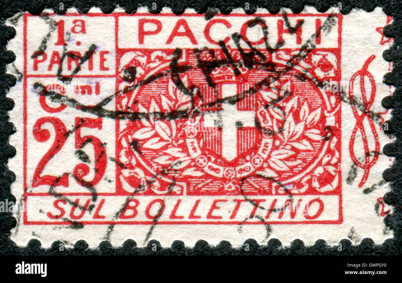 Italia - circa 1914: pacchi timbro stampato in Italia, mostra lo stemma e il valore facciale, circa 1914 Foto Stock