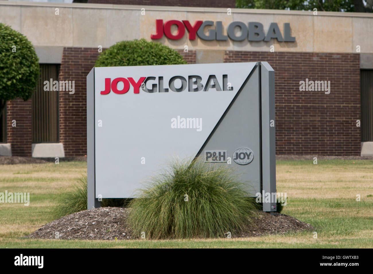 Un logo segno esterno di una gioia globale, Inc., struttura in Cleveland Ohio sulla luglio 21, 2016. Foto Stock