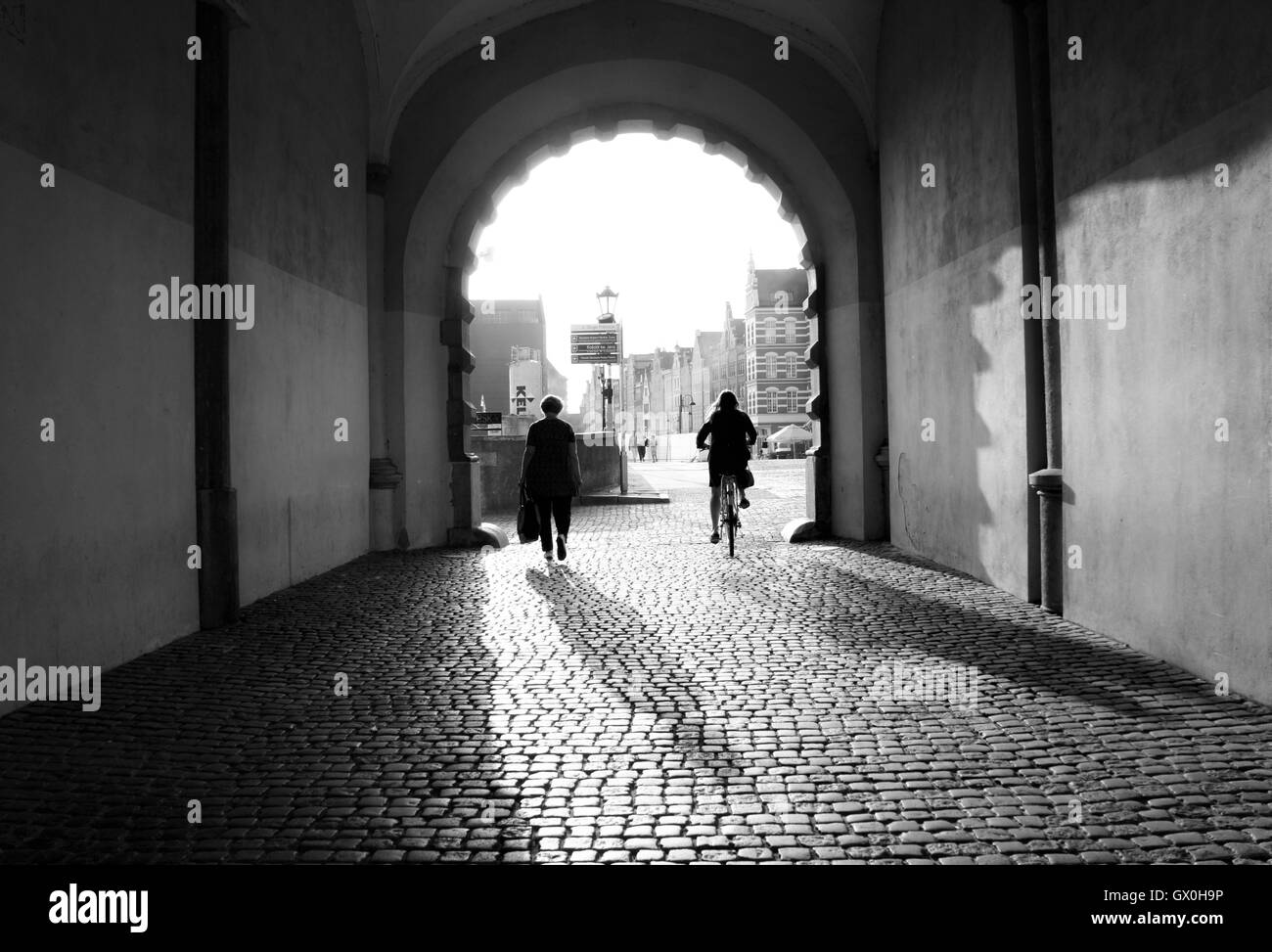 La mattina in città sul modo di lavorare. Foto Stock