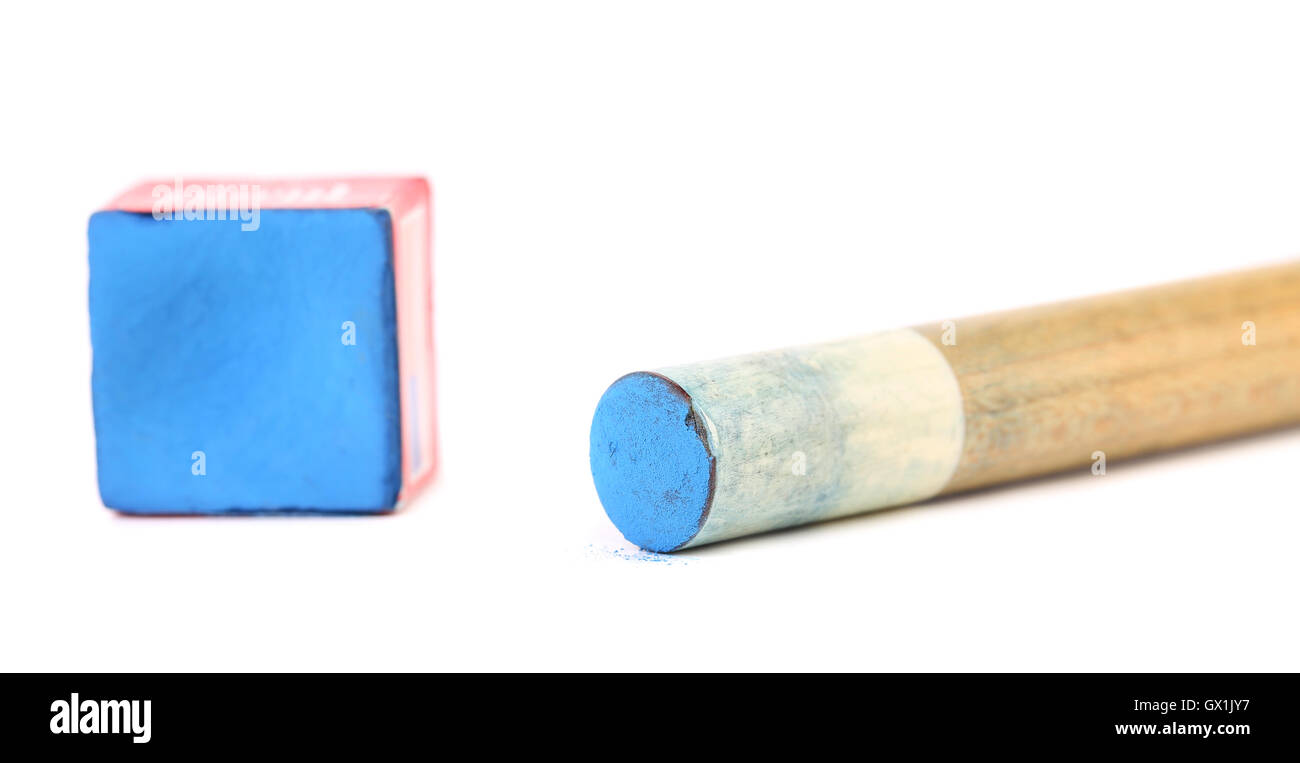 Cue stick con blocco di gesso. Foto Stock