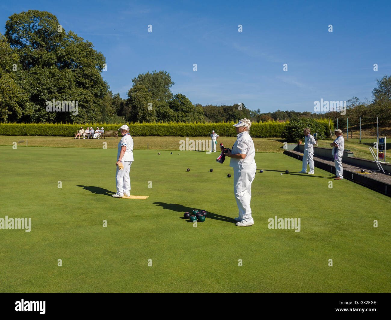 Isola di spine, SUSSEX/UK - 11 settembre : Lawn Bowls corrispondono a Isola di spine Chelwood Gate nel Sussex, il 11 settembre 2016. Persone non identificate Foto Stock