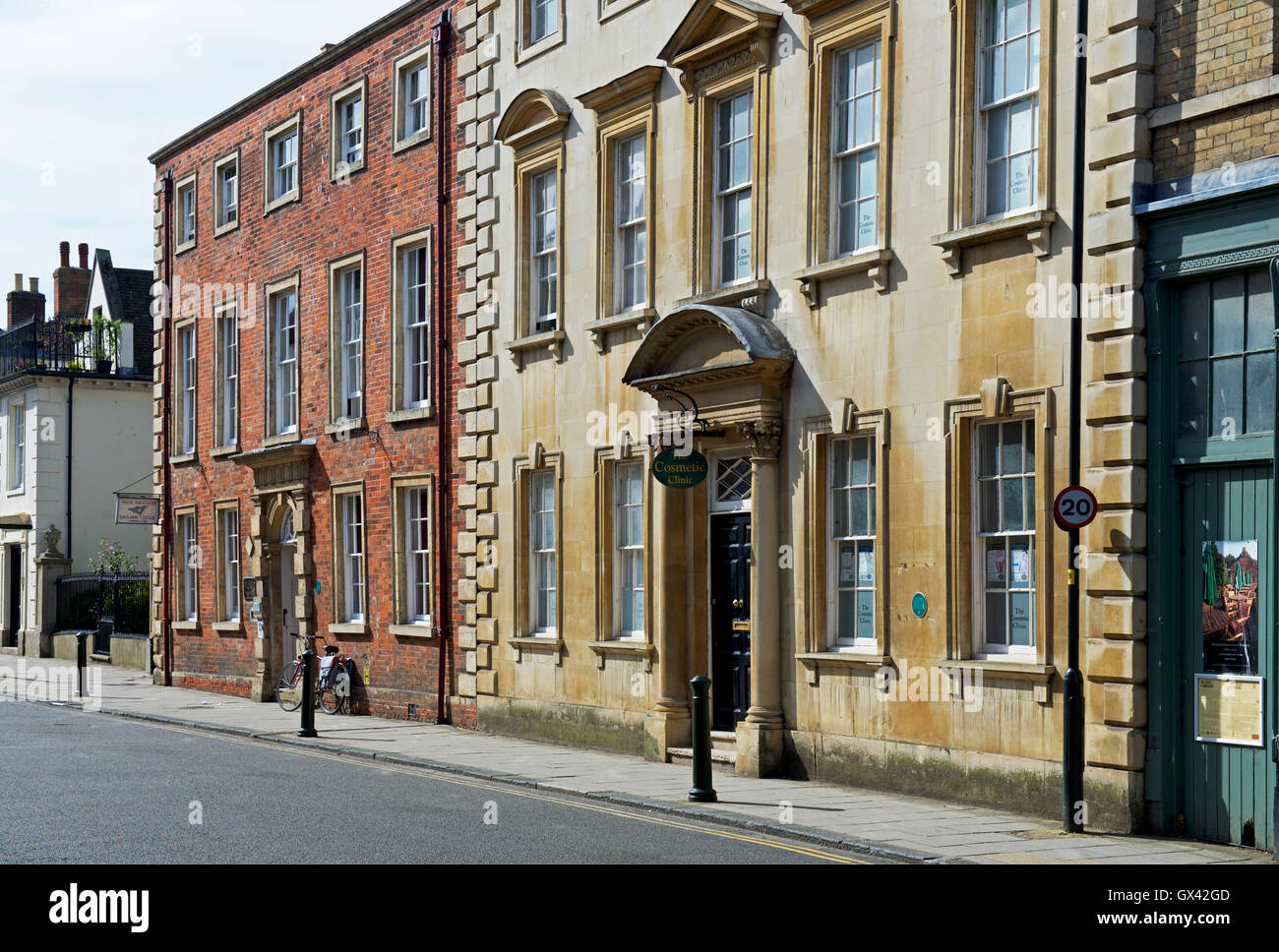 Edifici in stile georgiano su King Street, Kings Lynn, Norfolk, Inghilterra, Regno Unito Foto Stock
