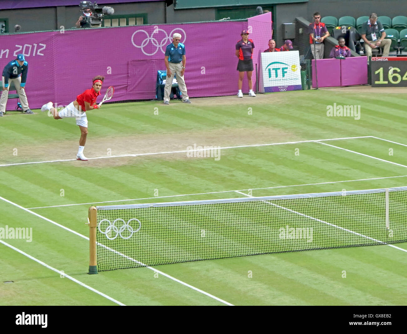 Il torneo di Wimbledon, Inghilterra. Agosto 2nd, 2012. Roger Federer durante una delle sue partite singole giochi olimpici estivi a Londra nel 2012. Foto Stock