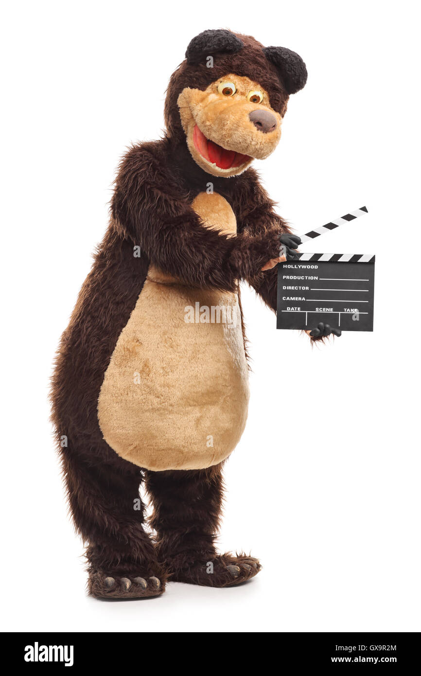 Guy vestito in un costume da orso tenendo un clapperboard isolati su sfondo bianco Foto Stock