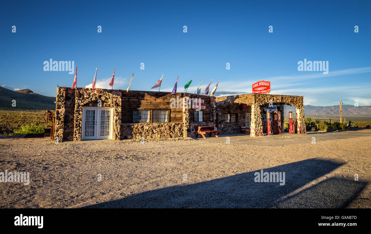 Ricostruita Cool Springs station nel deserto di Mojave sulla storica Route 66. Foto Stock