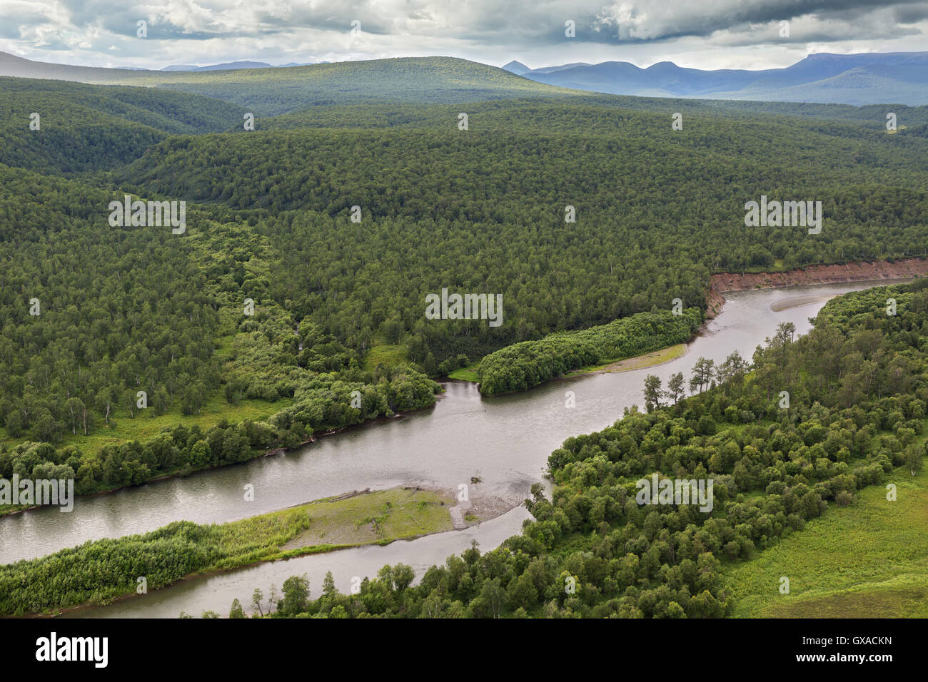 Fiume Zhupanova. Kronotsky Riserva Naturale sulla penisola di Kamchatka. Foto Stock