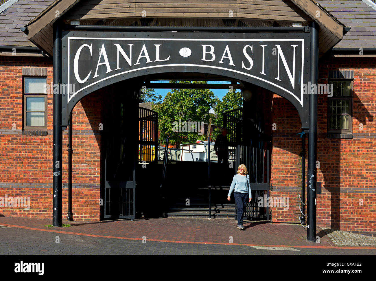 Il bacino del canale e canale di Coventry, Coventry, Warwickshire, West Midlands, England Regno Unito Foto Stock