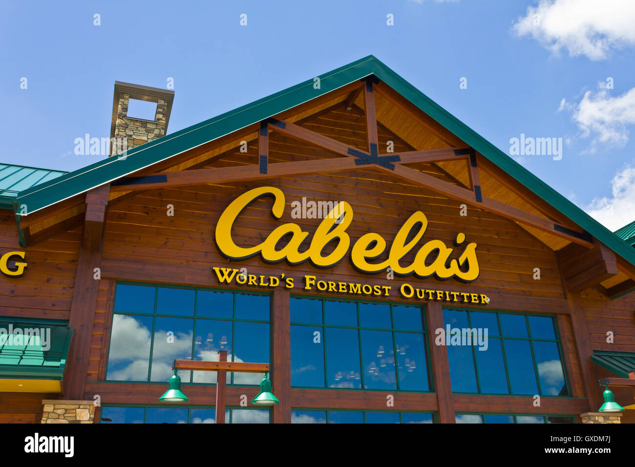 Indianapolis - Circa il luglio 2016: Cabela's Store. Cabela's mercati all'aperto Attrezzature ricreative ho Foto Stock