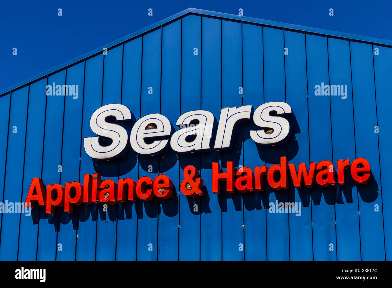 Indianapolis - Circa Agosto 2016: Sears appliance hardware e posizione di vendita al dettaglio. Sears è una controllata di Sears Holdings V Foto Stock