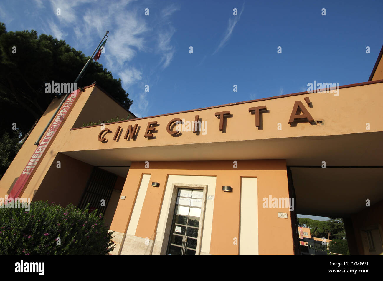 L'entrata di Cinecittà, Romes famosi film e tv studios, Roma Italia, la Dolce Vita di Fellini Foto Stock