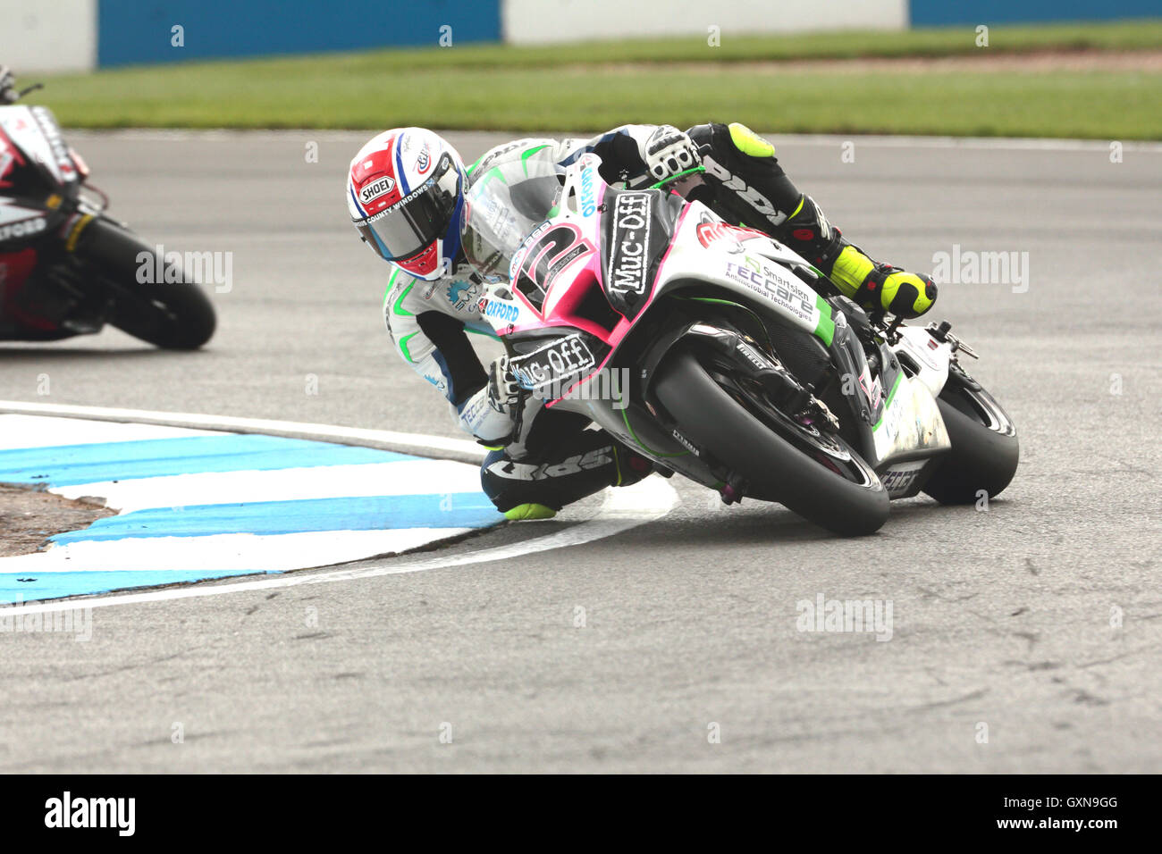 Donington Park, Regno Unito. Il 16 settembre 2016. Numero 12 Luke Mossey prende parte nelle libere 2 del MCE Insurance British Superbike. Credito: Pietro Hatter/Alamy Live News Foto Stock