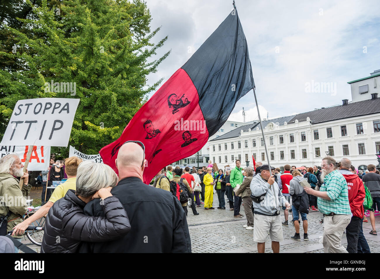 Malmö, Svezia, 17 settembre 2016. Manifestazioni in tutto il mondo contro la proposta di libero scambio TTIP aggrements e CETA. Tommy Lindholm/Alamy Live News Foto Stock