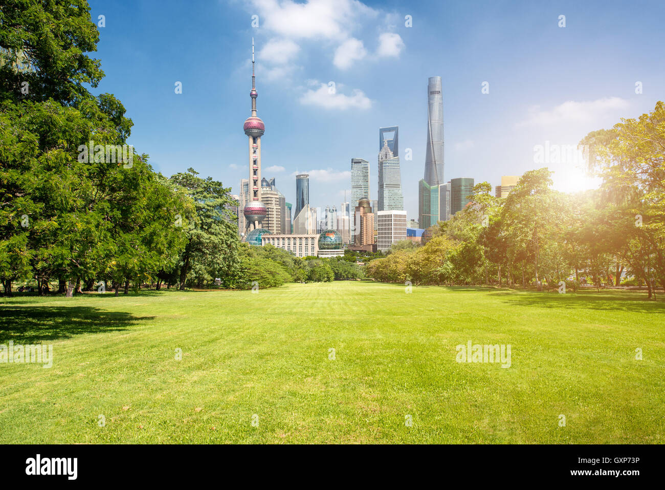 Shanghai parco verde in Lujiazui finanziario centro, Shanghai, Cina Foto Stock