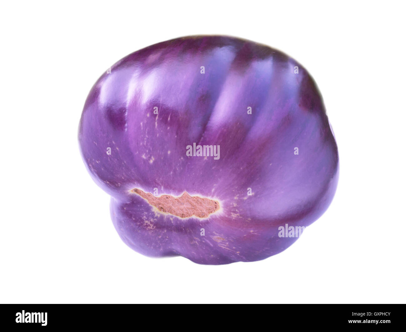 Viola melanzane organico isolato su bianco Foto Stock