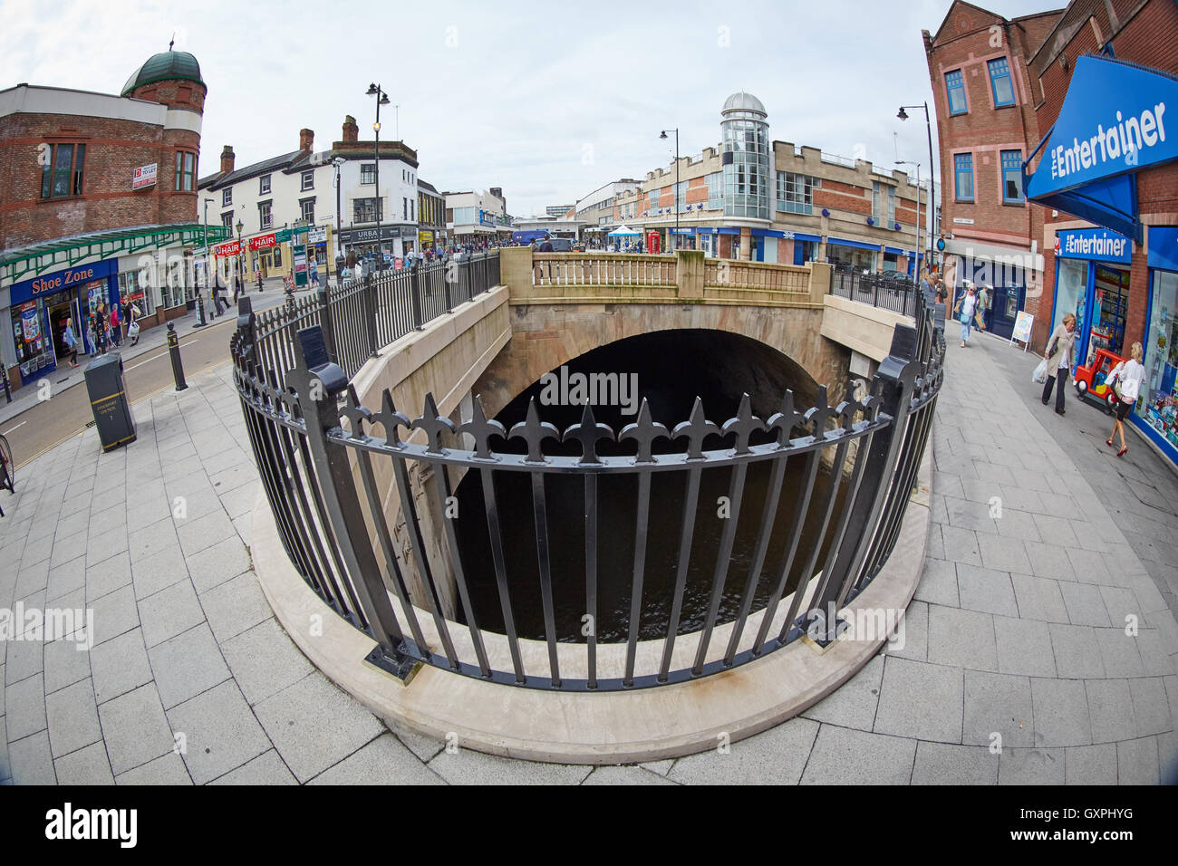 Stockport Merseyway targa blu antico ponte di Lancashire heritage trust cheshire lancashire punto di incrocio storico di confine Foto Stock