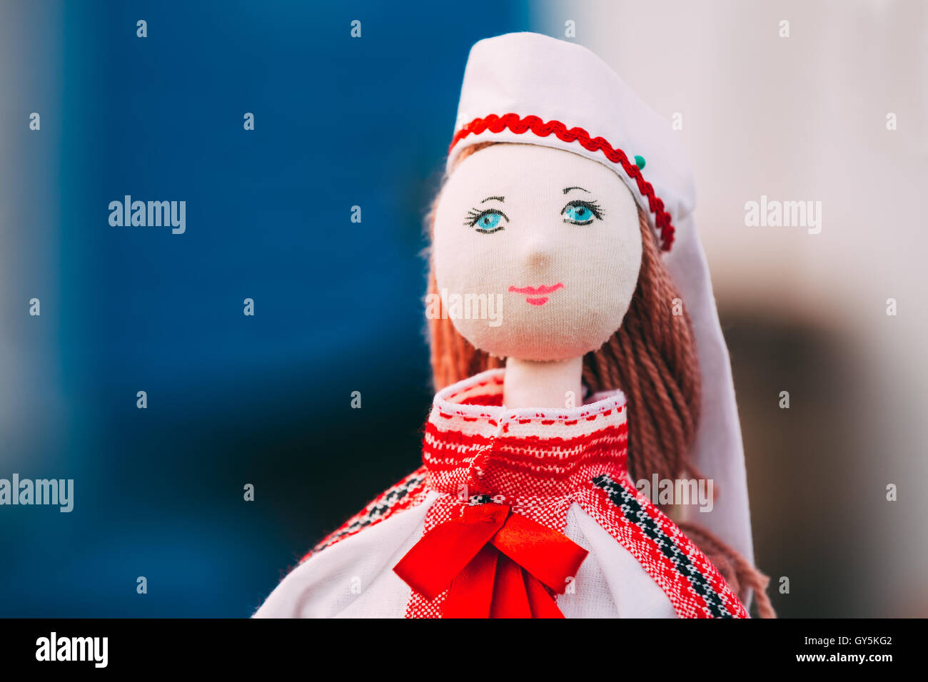 Bielorusso bambola Folk. Folk nazionale bambole sono popolari souvenir dalla Bielorussia. Foto Stock