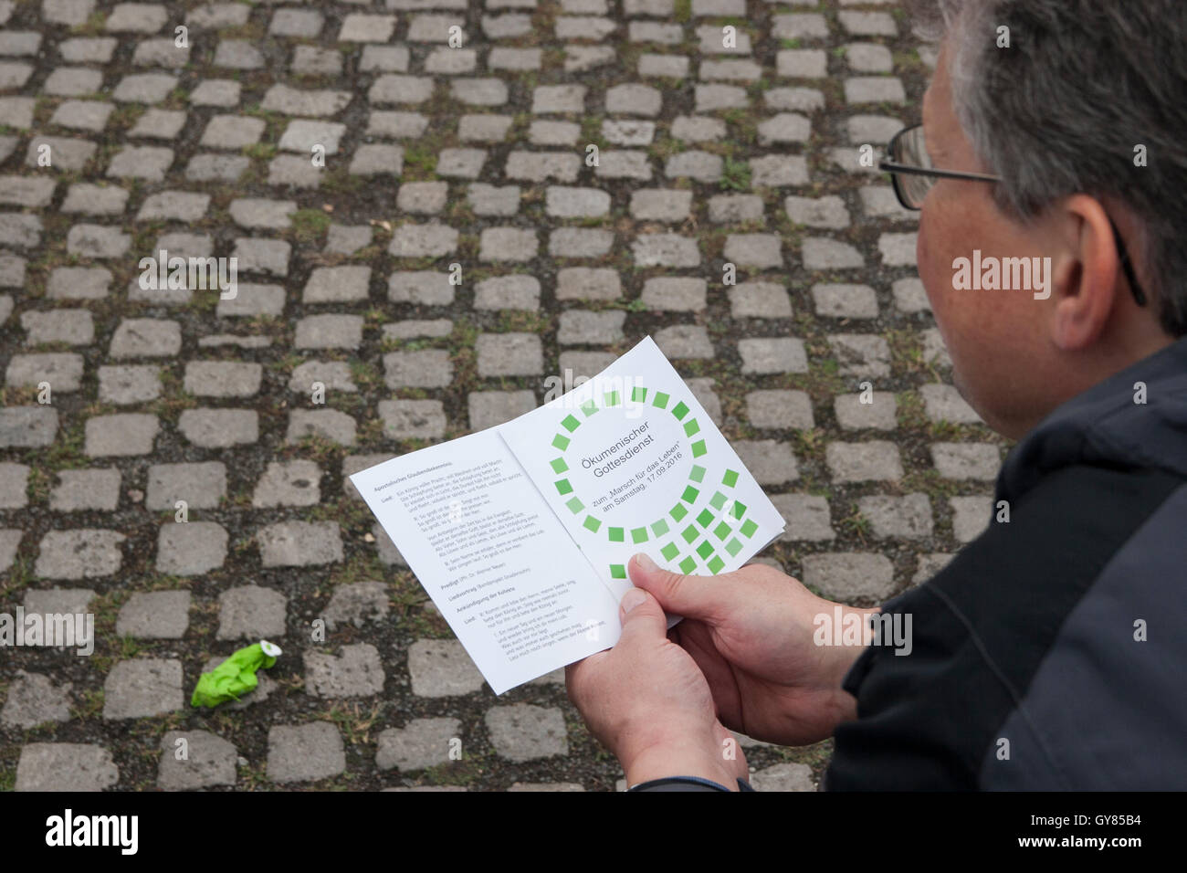Berlino, Germania. 17 Settembre, 2016. Chiesa ecumenica in servizio dopo il mese di marzo per la Vita (annuale manifestazione contro l aborto). Foto Stock