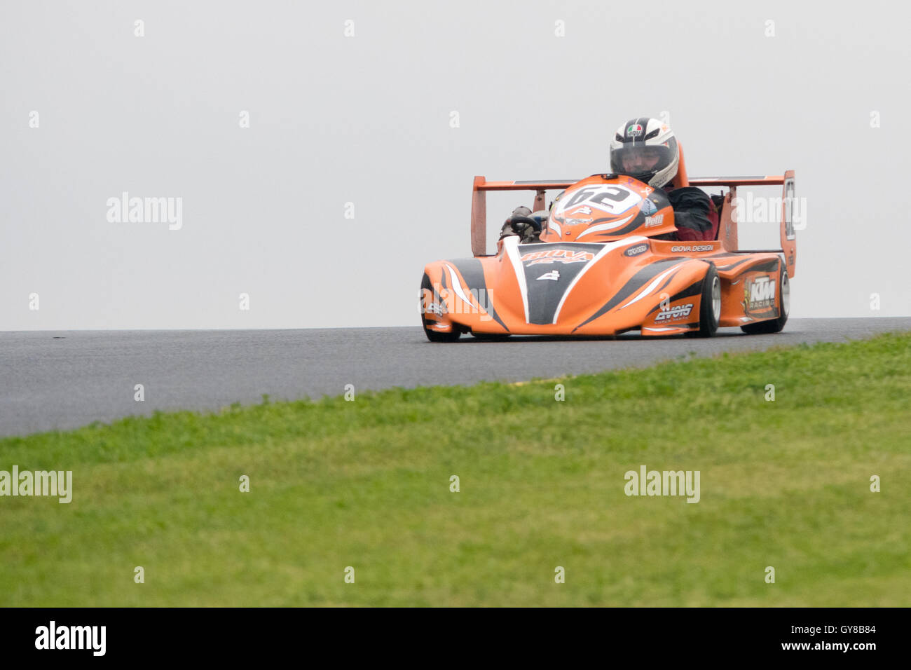 Sydney, Australia. 18 Settembre, 2016: Giorno 2 del Nuovo Galles del Sud motore campionato gara Round 7 a Sydney Motorsport Park. Questo motore NSW gara del Campionato round featured categorie come HQ Holdens, sport berline, Formula Vee, Supersports, Aussie Racing Cars, vetture di Formula, il miglioramento della produzione e della Superkarts. Credito: mjmediabox/Alamy Live News Foto Stock