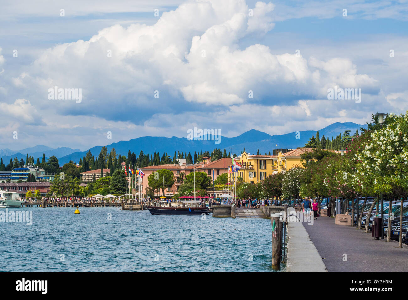 Sirmione sul Lago di Garda, provincia di Brescia, regione Lombardia, Italia. Foto Stock