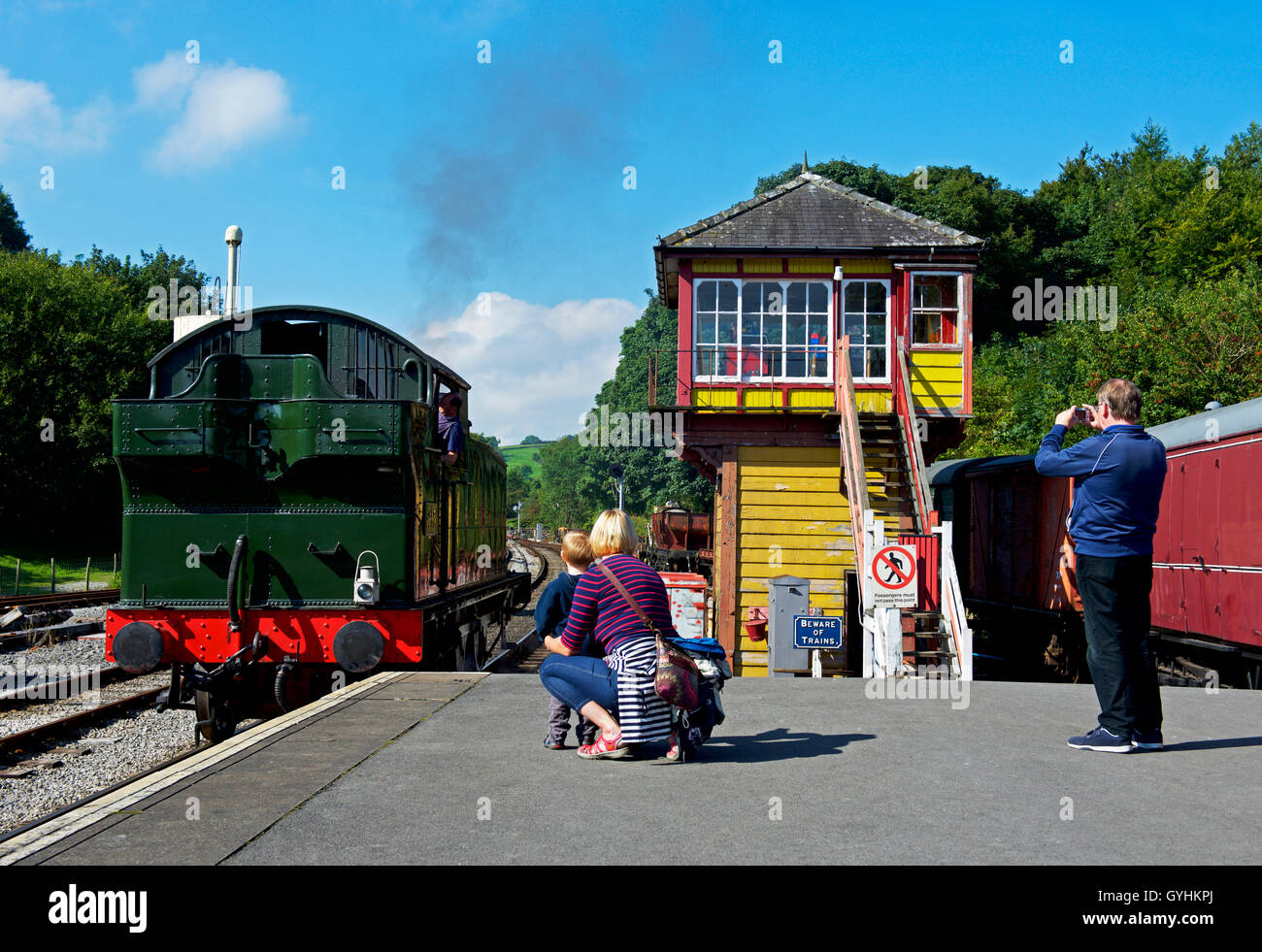 Bolton Abbey stazione ferroviaria, sulla Embsay e Bolton Abbey Steam Railway, North Yorkshire, Inghilterra, Regno Unito Foto Stock