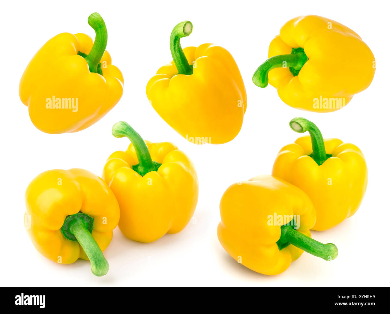 Peperone giallo isolato su sfondo bianco. Con il tracciato di ritaglio Foto Stock