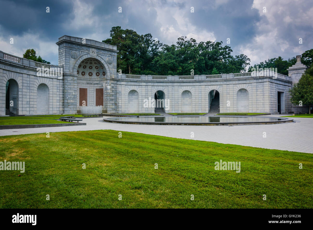 Le donne di servizio militare per l'America Memorial, presso il Cimitero Nazionale di Arlington, in Arlington, Virginia. Foto Stock