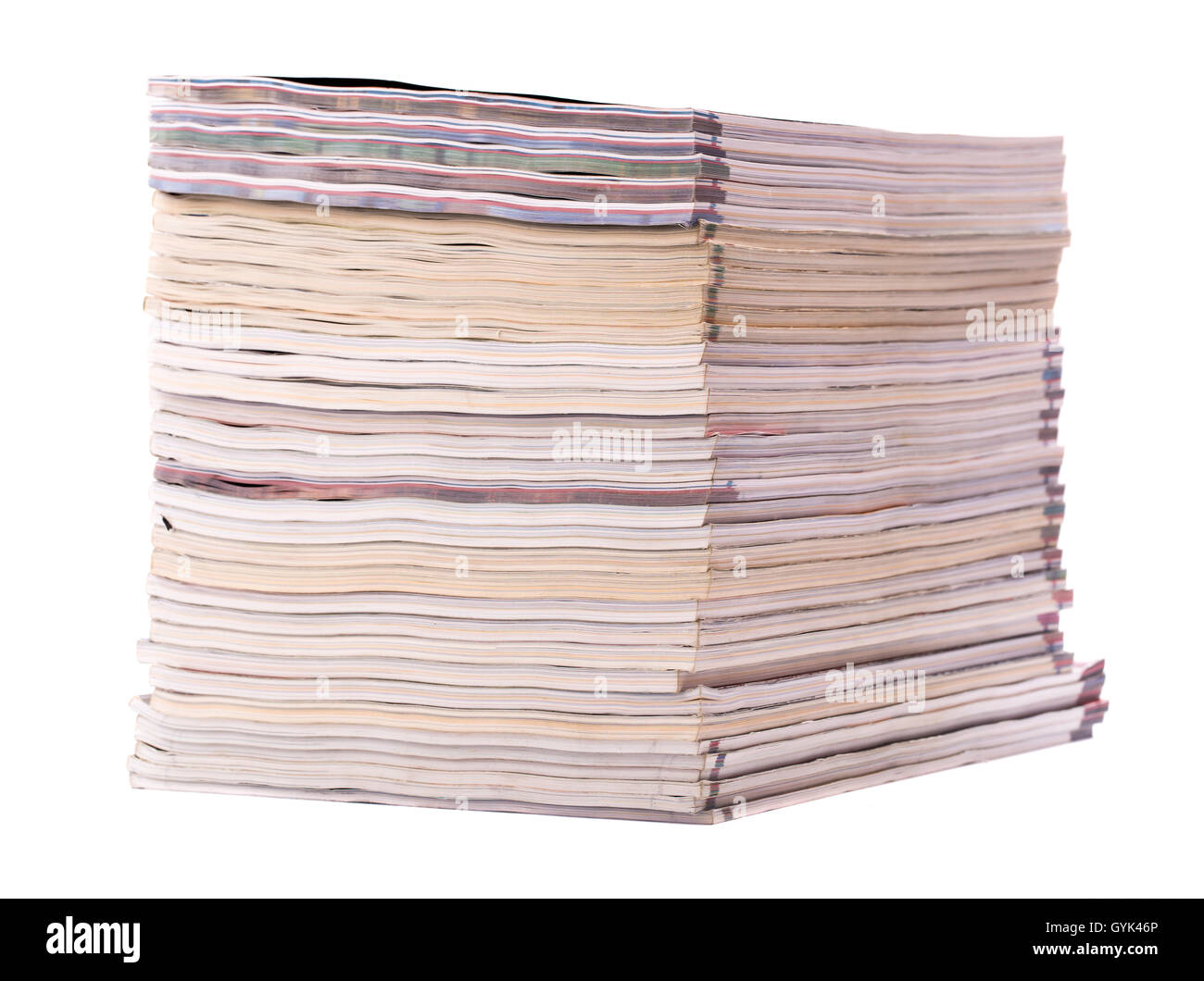Pila di vecchie riviste isolato Foto Stock