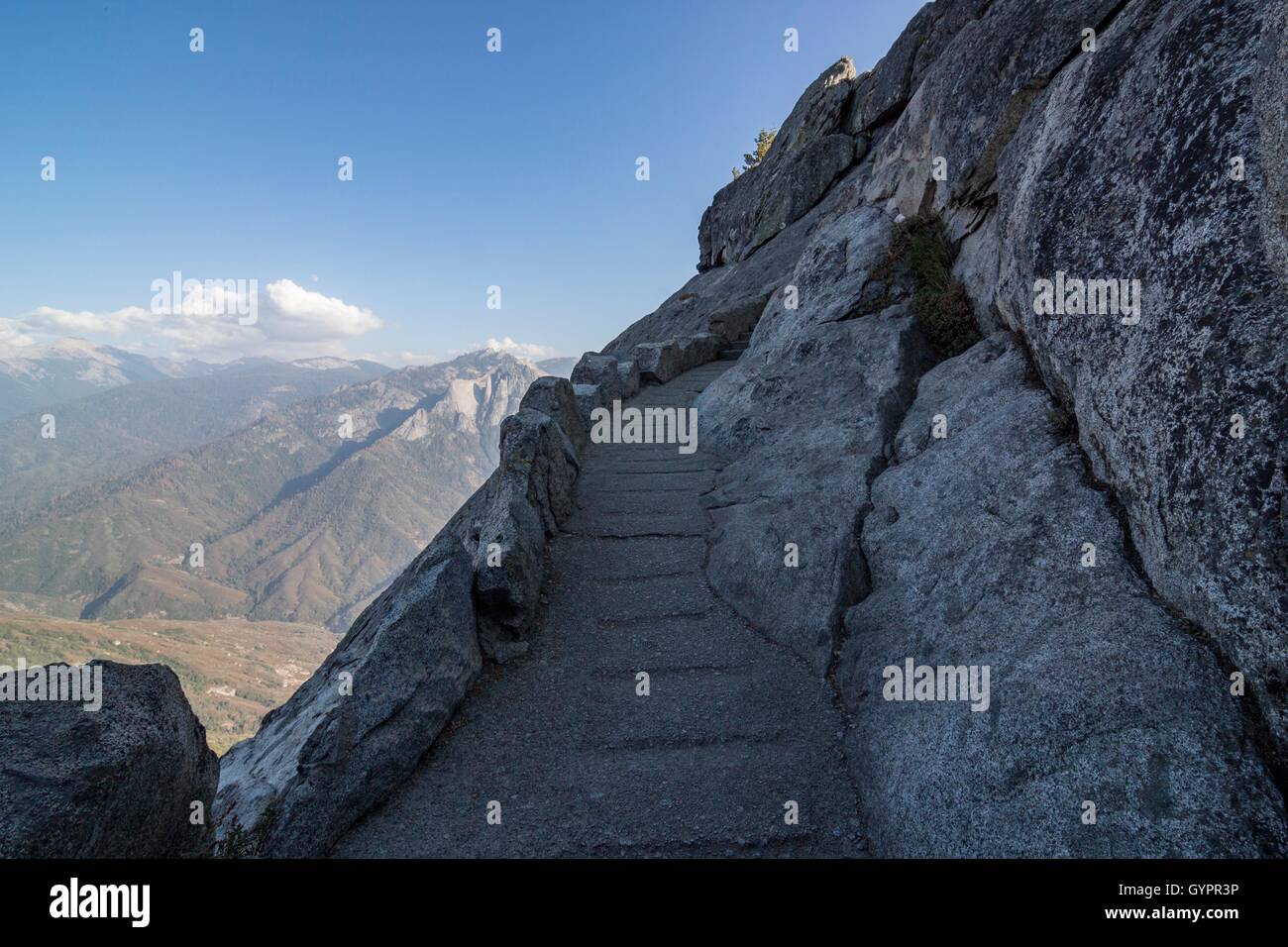 Scale rocciosa sul Moro Rock nel Parco Nazionale di Sequoia Foto Stock